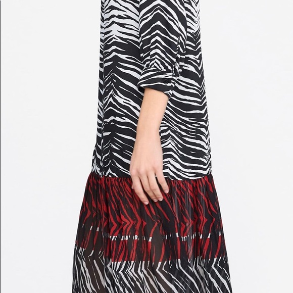 Dress - Picture 4 of 4